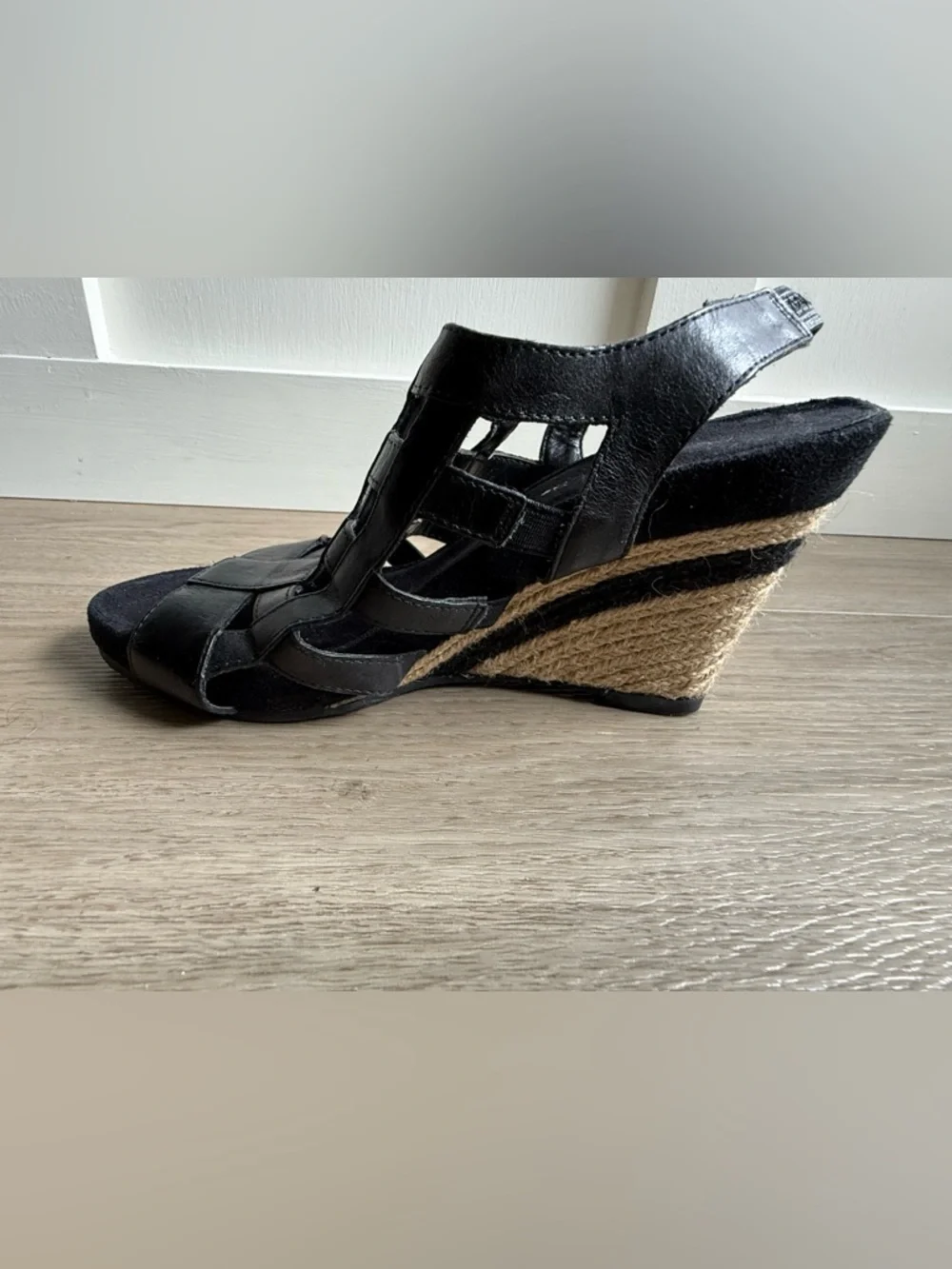 AEROSOLES Black Espadrille Wedge Sandals